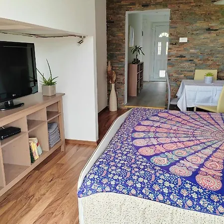Soncni Apartma Анкаран